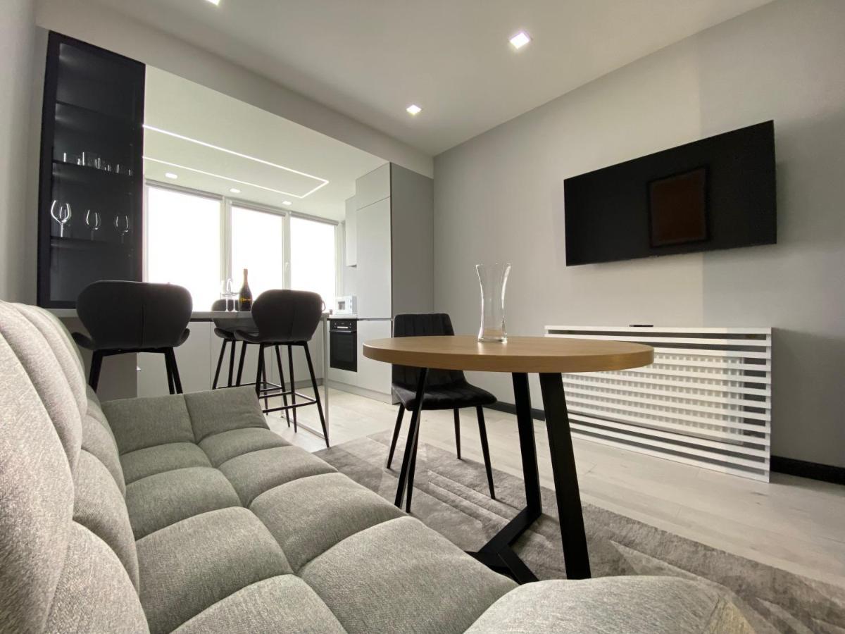 Minimalist Style Apartment With Best Location Kisinyov Kültér fotó